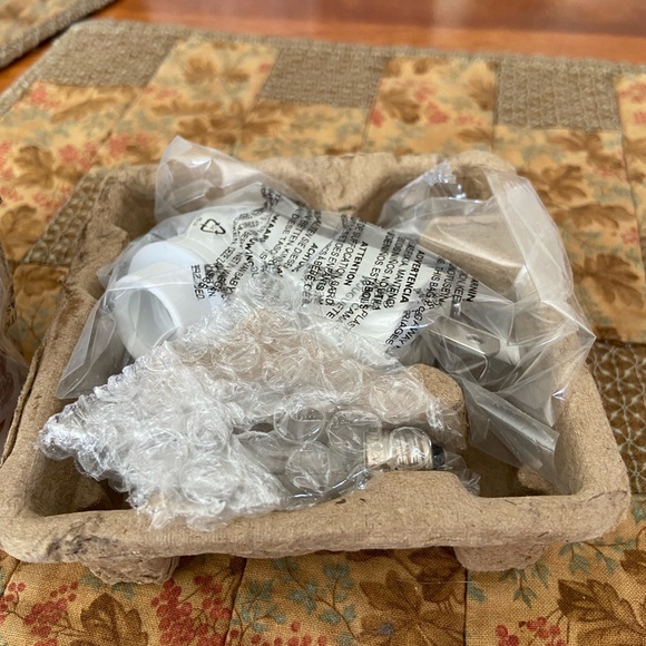 Scentsy plug in - Fall Foliage - Picture 2 of 3